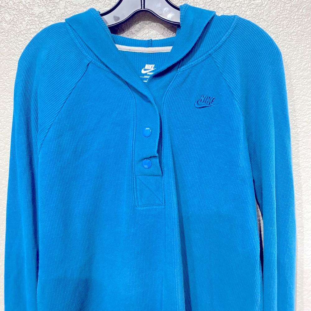 Nike SportWear Women’s Pullover Thermal Hoodie Size Large 12/14
